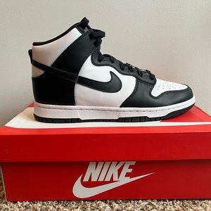 Nike Dunks!